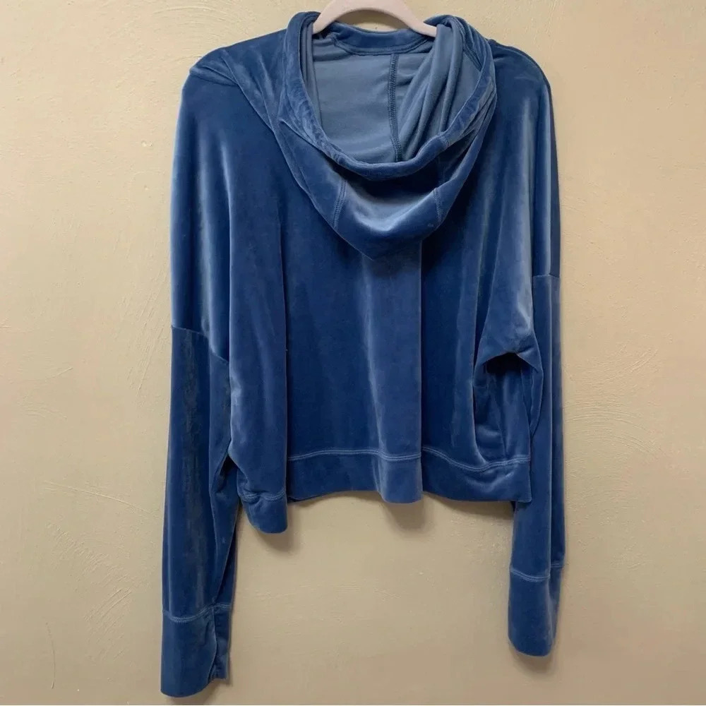 Offline by Aerie Blue Cropped Velour Hoodie XL - Picture 8 of 10